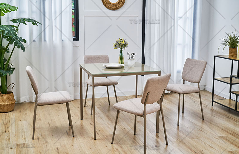 What to Consider When Buying Compact Dining Table and Chairs for Apartment