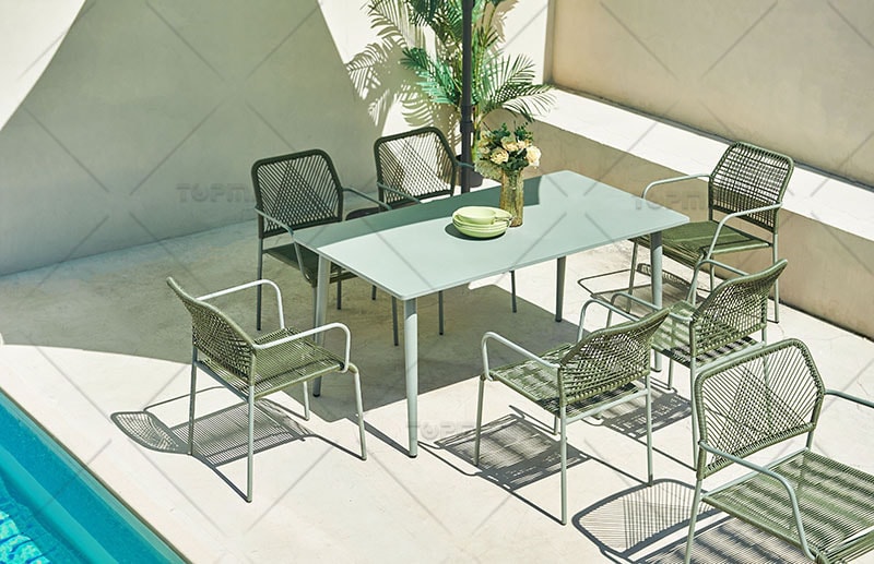 Backyard Table And Chairs Supplier