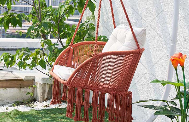 The Role of Polycotton Garden Chairs in Enhancing Commercial Outdoor Spaces