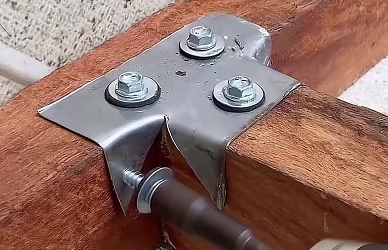 Wood screw joints
